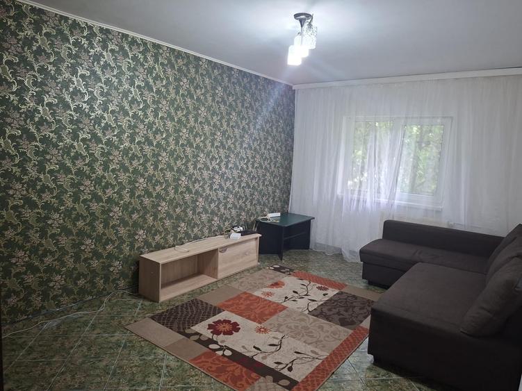 Apartament cu 2 camere decomandat în 9 Mai