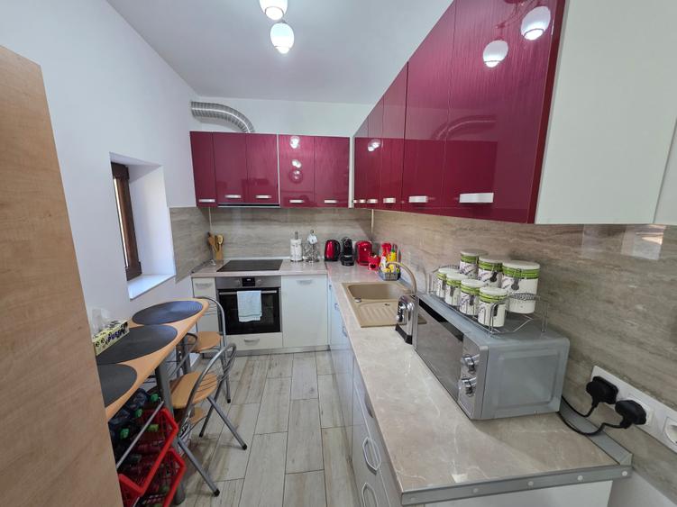 Casă individuală cu 2 camere cu Canalizare în Mintia