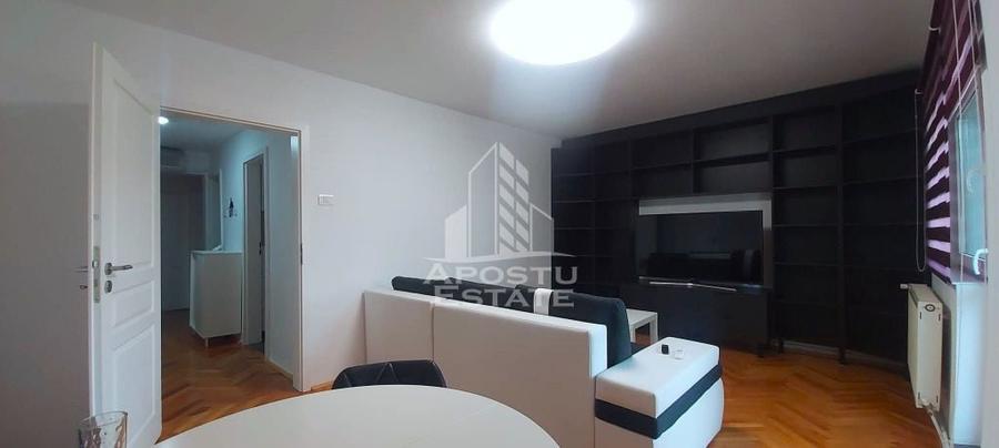 Apartament cu 3 camere decomandat în Micălaca