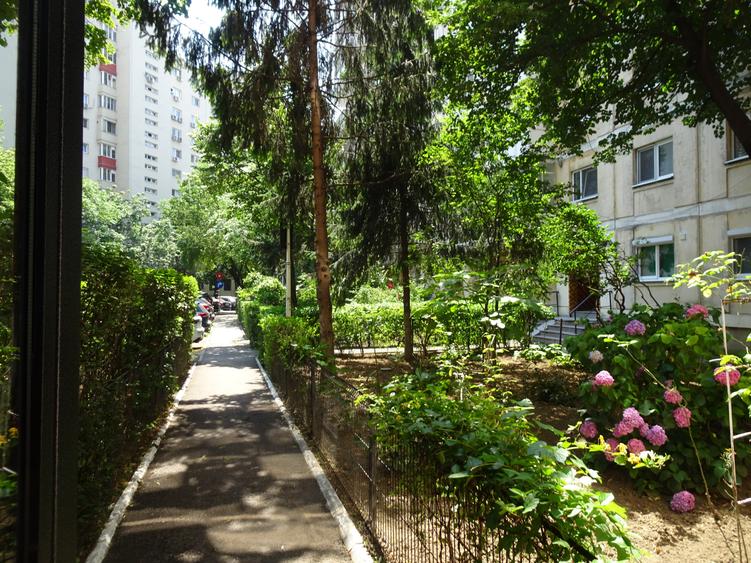 Apartament cu 2 camere decomandat în Tineretului