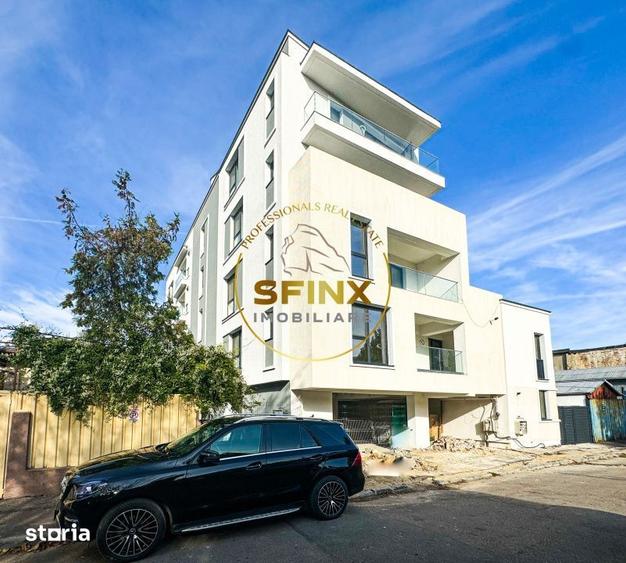 Apartament cu 3 camere în Tei