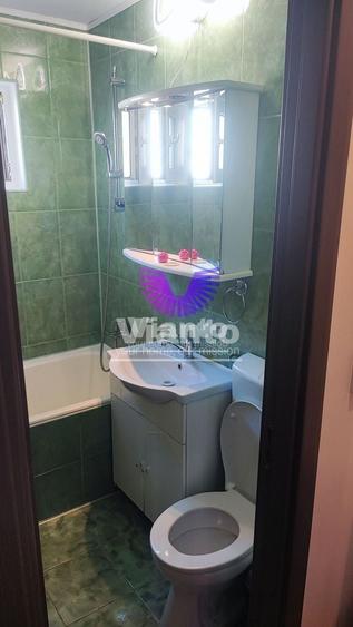 Apartament cu 3 camere semidecomandat, mobilat în Mihai Viteazul