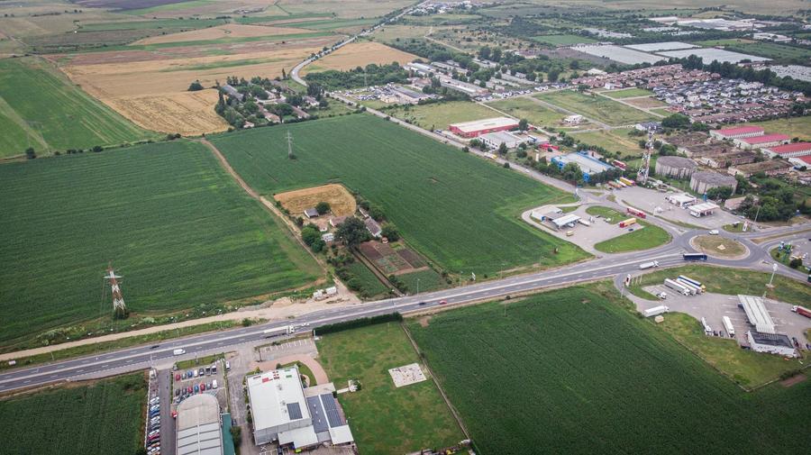 Teren Construcții intravilan de 11225 mp, în Nord-Est