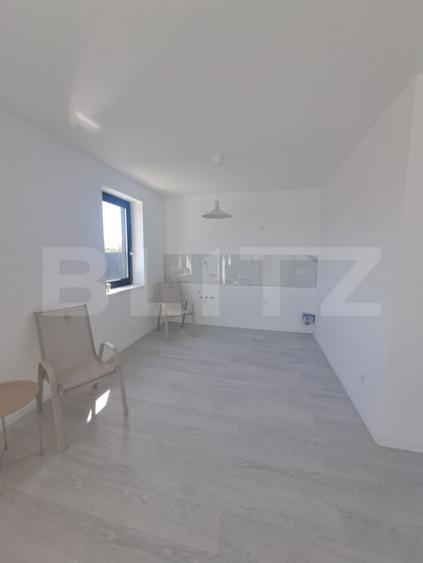 Casă cu 4 camere cu Teren 500 Mp în Sânpetru