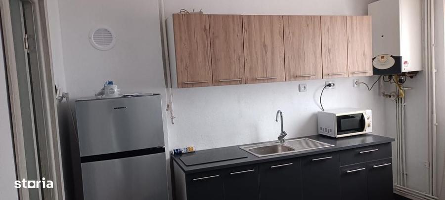 Apartament cu 2 camere decomandat în Bălcescu