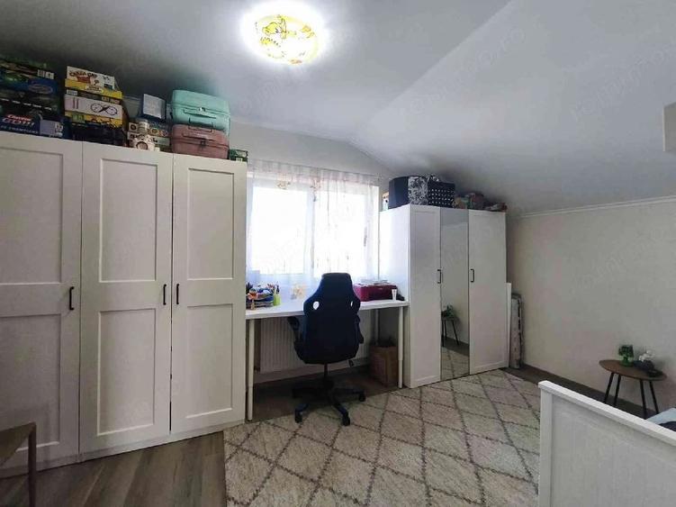 Casă cu Teren 250 Mp în Giroc