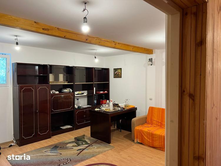 Casă cu 4 camere cu Teren 3800 Mp în Daia