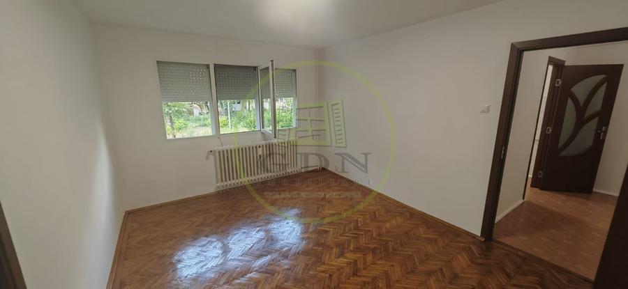 Apartament cu 2 camere semidecomandat în Brazda lui Novac