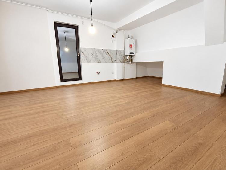 Apartament cu 2 camere semidecomandat în Gorjului