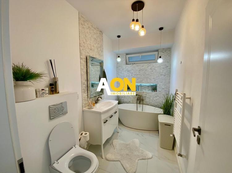 Apartament cu 2 camere decomandat, mobilat în Central