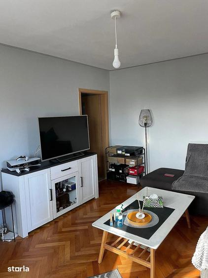 Apartament cu 2 camere semidecomandat în Tipografilor