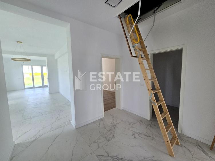 Duplex cu 3 camere cu Canalizare în Covaci