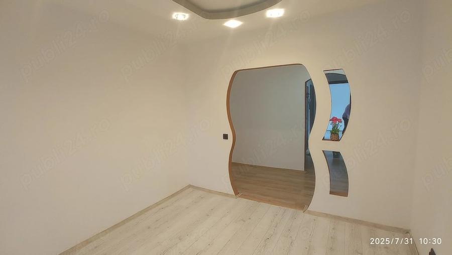 Apartament cu 3 camere decomandat în Gara Mare