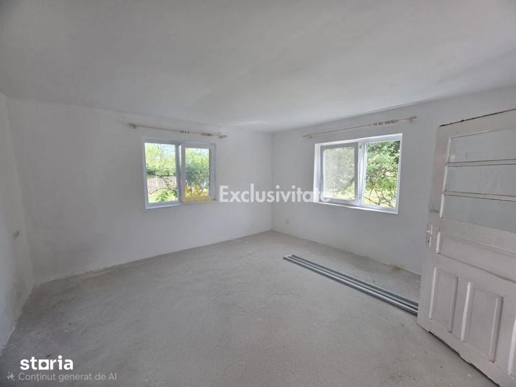 Casă cu 2 camere cu Teren 7350 Mp în Valea Vinului