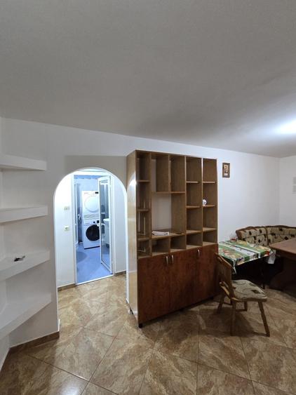 Apartament cu 2 camere decomandat în Cug