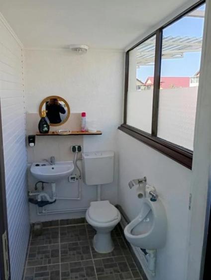 Apartament cu 3 camere decomandat în Aluniș