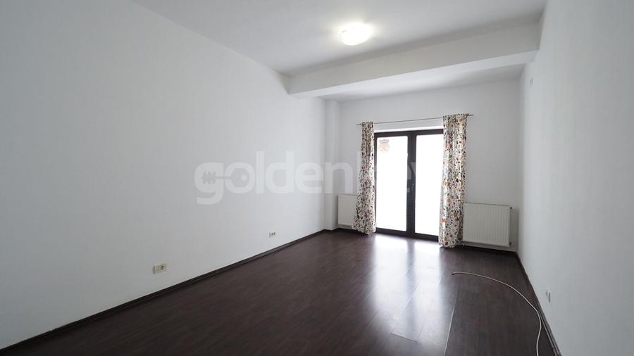 Duplex cu 6 camere cu Canalizare în Pipera