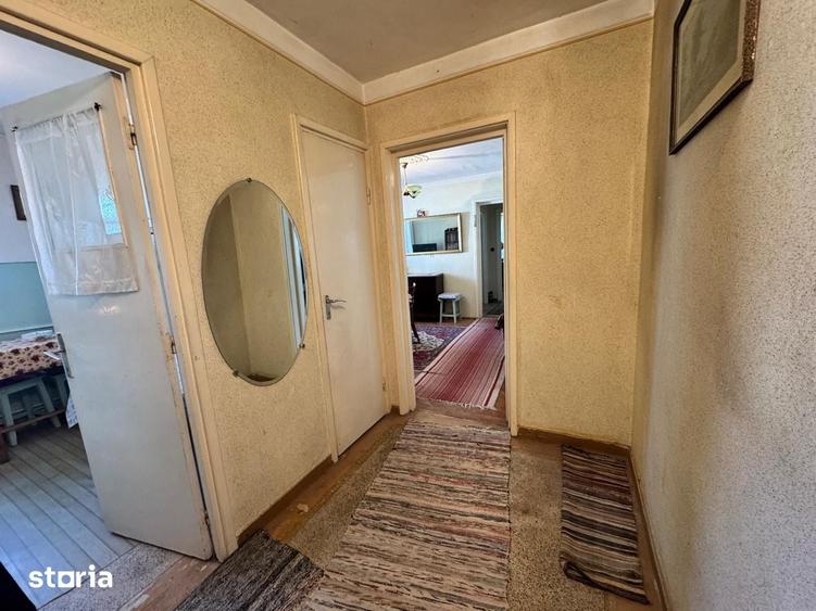 Etajul 1, in spate la cinematograf, 47000 euro - 9