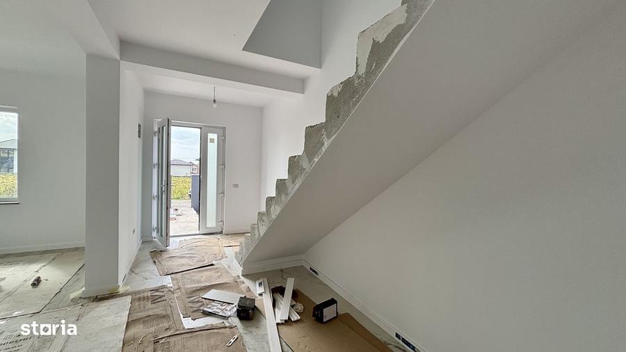 Casă cu 4 camere cu Teren 360 Mp în Valea Lupului