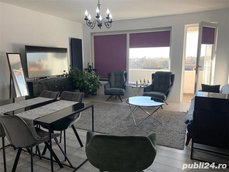 Apartament cu 3 camere decomandat în Central