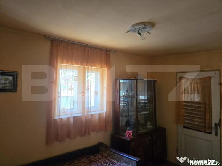 Casă cu 3 camere cu Teren 1100 Mp în Central