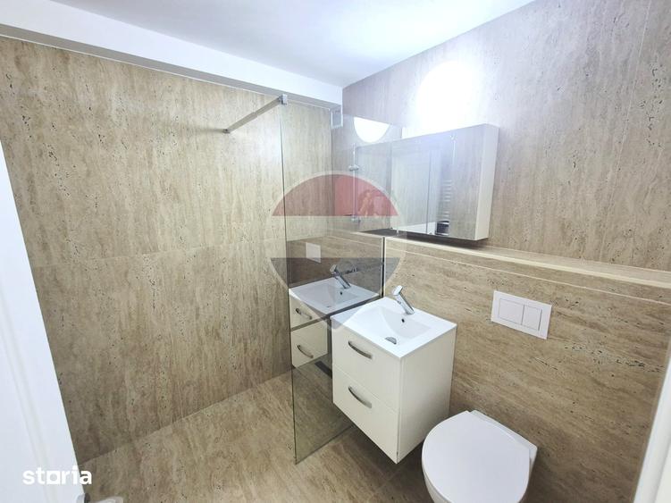Apartament cu 2 camere decomandat, mobilat în Central