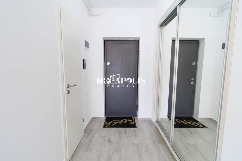 Apartament cu 3 camere în Tractorul