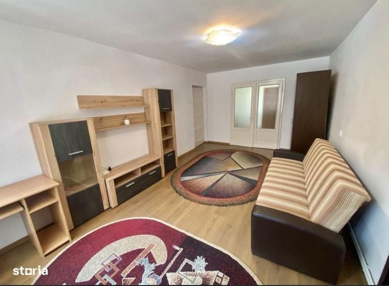 Apartament cu 2 camere decomandat în 7 Noiembrie