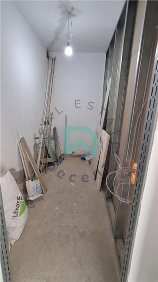 Apartament cu 3 camere decomandat în Sub Arini