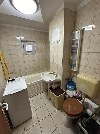 Apartament cu 2 camere decomandat în Lipovei