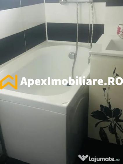 Apartament cu 3 camere semidecomandat în Iancului