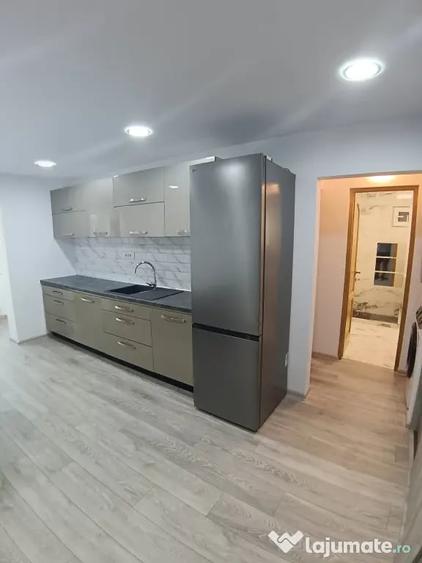 Apartament cu 2 camere decomandat în Exterior Vest