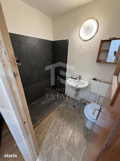 Apartament cu 2 camere decomandat în Berceni