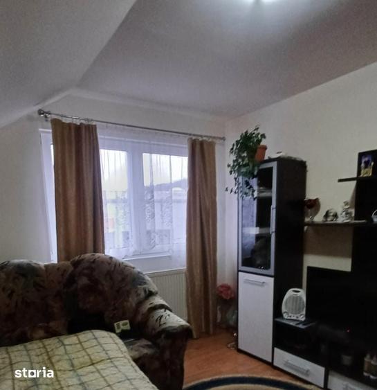 Casă cu 4 camere cu Teren 600 Mp în Corunca