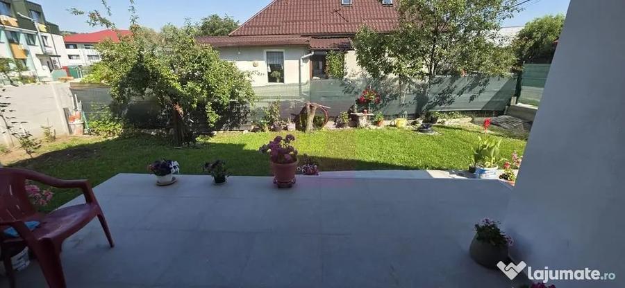 Casă cu 4 camere cu Teren 497 Mp în Central