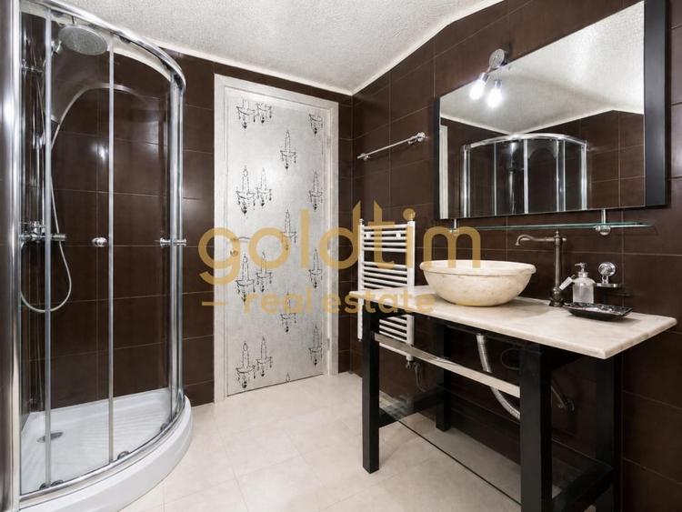 Casă individuală cu 5 camere cu Piscina în Gulia