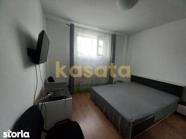 Apartament cu 2 camere, mobilat în Central — fotografia 3