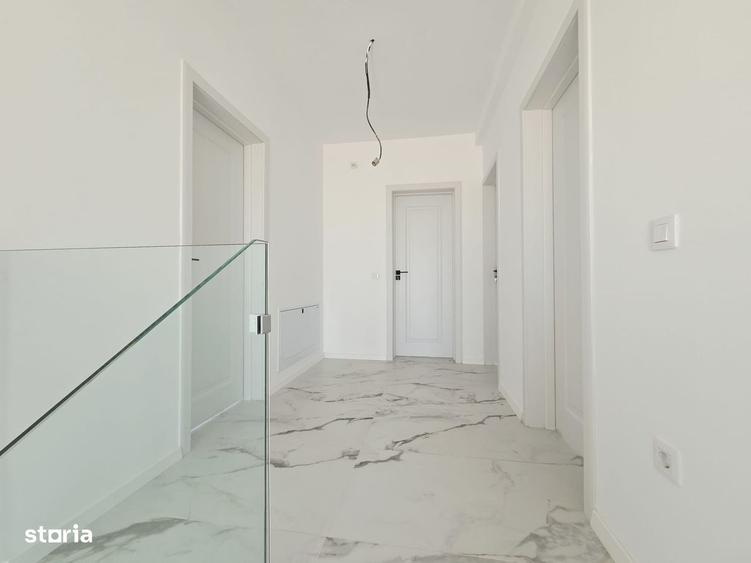 Casă cu 4 camere în Costi