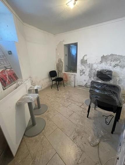Apartament cu 4 camere în Unirii