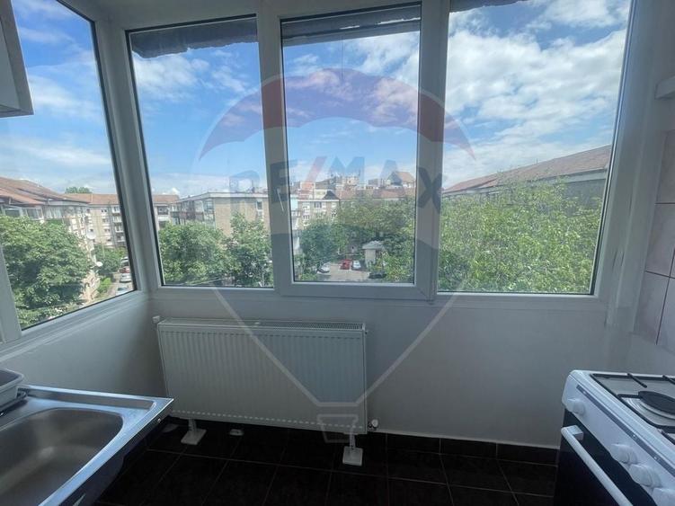 Apartament cu 2 camere de închiriat în zona Decebal - 8
