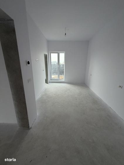 Casă cu 4 camere în Sânandrei