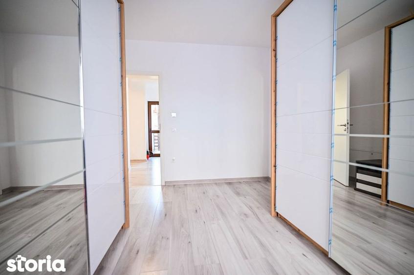 Casă cu 5 camere cu Teren 531 Mp în Sânpetru