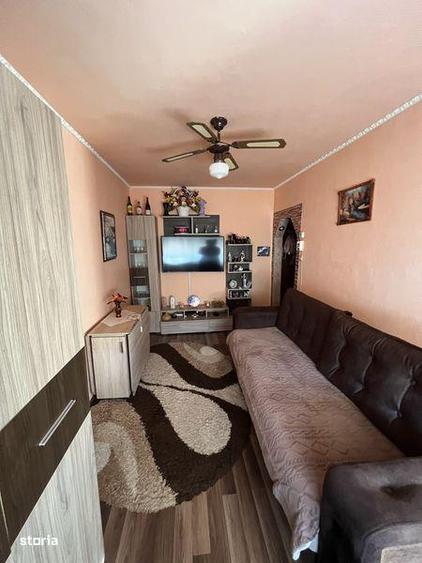Apartament cu 2 camere în Micro 14