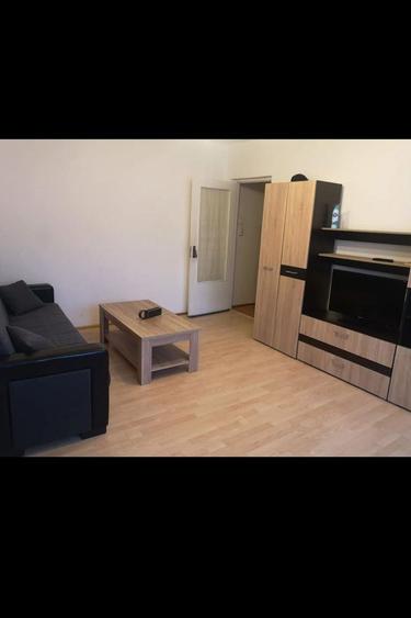 Apartament cu 2 camere nedecomandat în Central