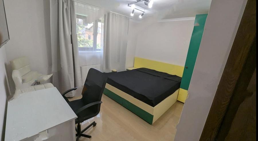 Apartament cu 3 camere decomandat, mobilat în Mihai Bravu