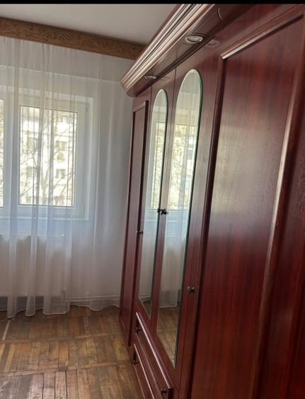 Apartament cu 2 camere decomandat, mobilat în Spital