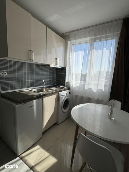 Apartament cu 2 camere în Apărătorii Patriei