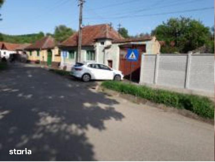 Casă cu 2 camere cu Teren 3149 Mp în Hudești