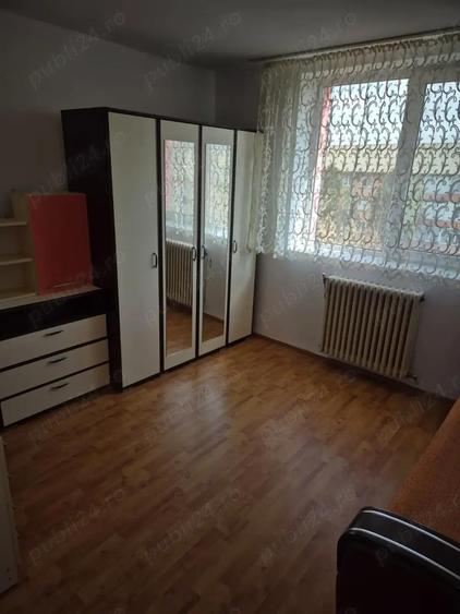 Vand apartament 2 camere - 9