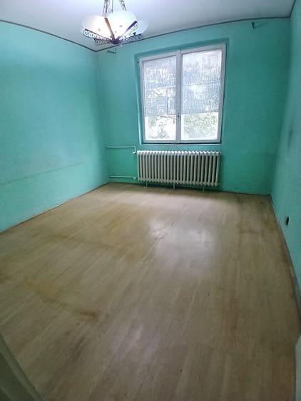 Apartament cu 2 camere decomandat în Rahova